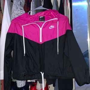 Nike cropped windbreaker